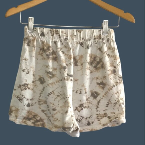 AC/DC- WOMENS SHORTS ELASTIC WAIST SIZE SMALL - Picture 2 of 5